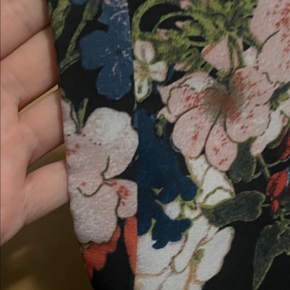 SHEIN Black Floral Blouse - Picture 3 of 4